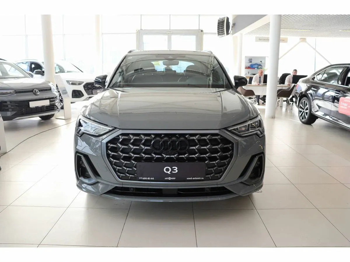 Audi Q3 40 TFSI II (F3), 2021